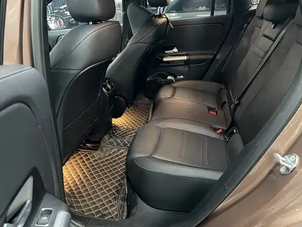 Mercedes-Benz EQA 2022, фото 7