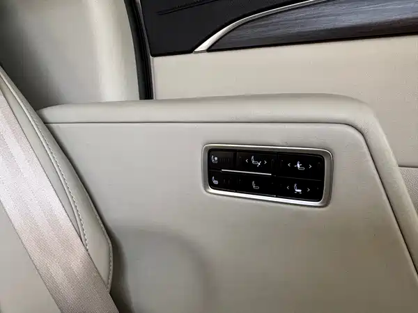 Buick GL8 2023, фото 17