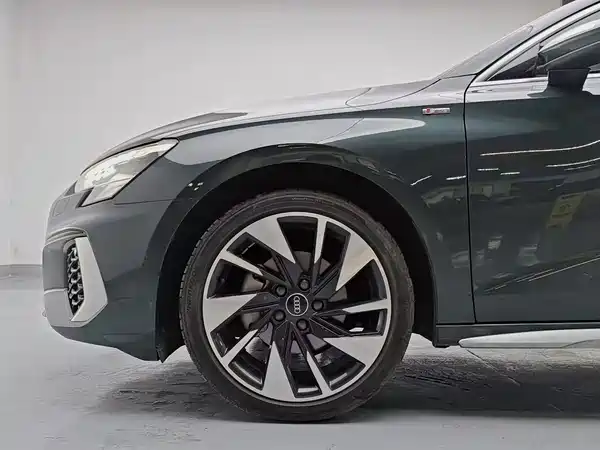 Audi A3 2023, фото 7