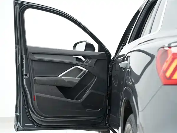 Audi Q3 2022, фото 11