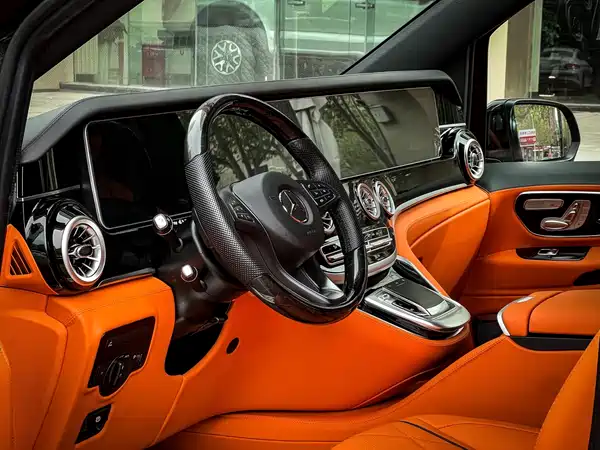 Mercedes-Benz Vito 2023, фото 6