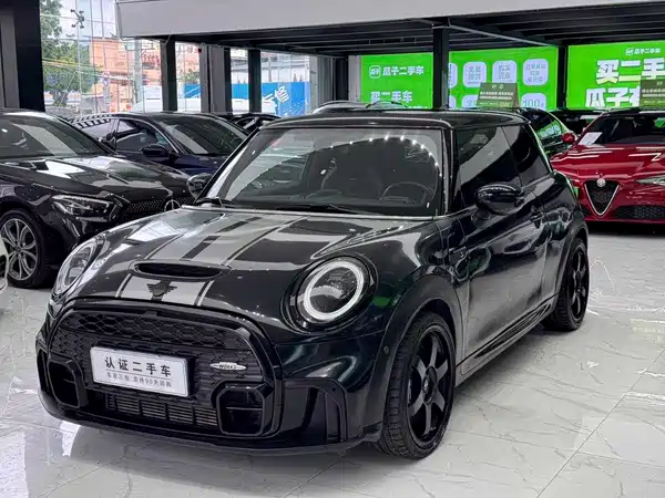 MINI 2022