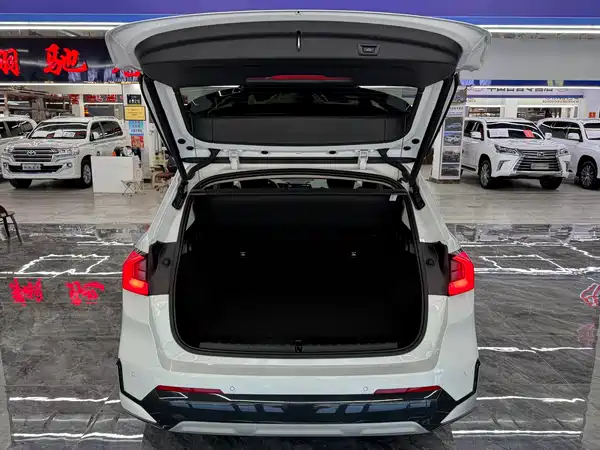 BMW X1 2023, фото 11