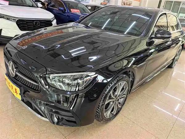 Mercedes-Benz E-Class 2023