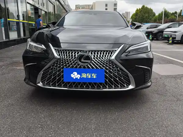 Lexus ES 2025, фото 2