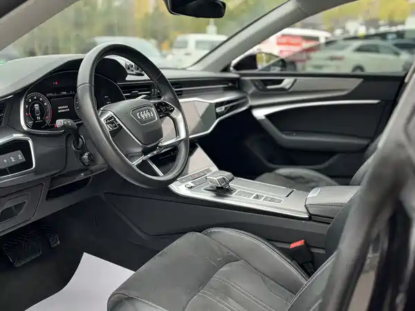 Audi A7L 2024, фото 8