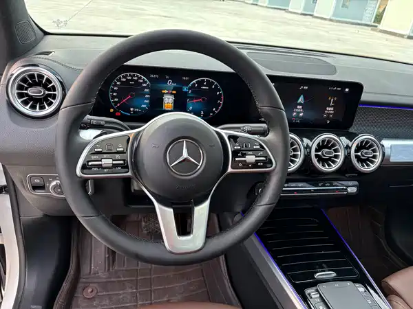 Mercedes-Benz GLB 2022, фото 7