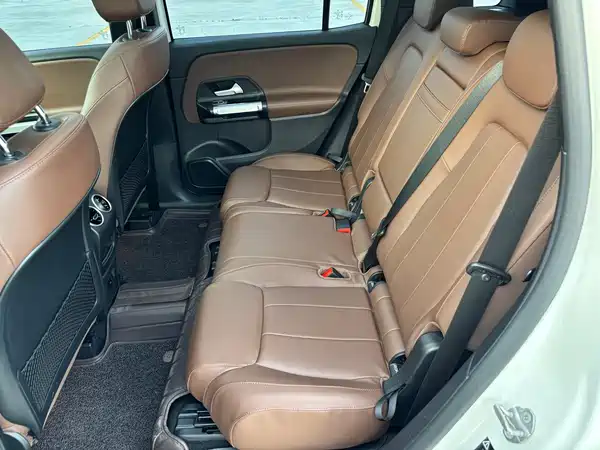 Mercedes-Benz GLB 2022, фото 9
