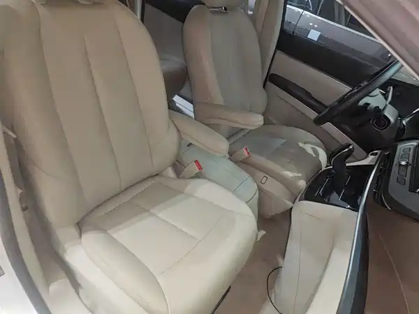 Buick GL8 2023, фото 24