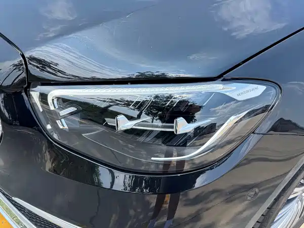 Mercedes-Benz E-Class 2023, фото 4