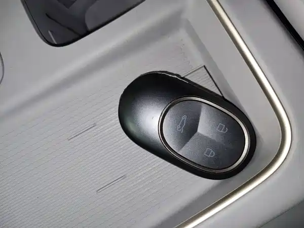 NIO ES8 2023, фото 8