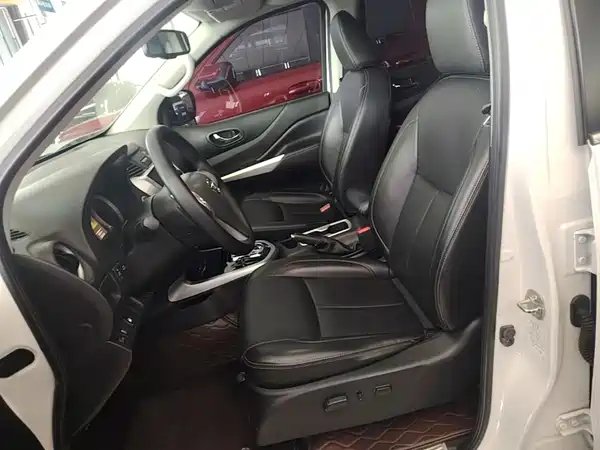 Nissan Navara 2021, фото 10