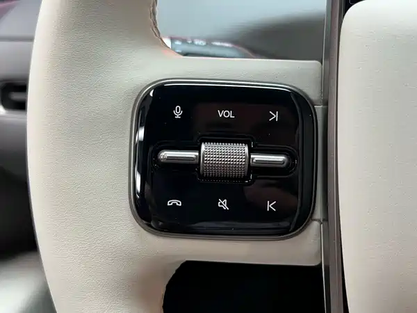 Li Auto i6 2025, фото 19