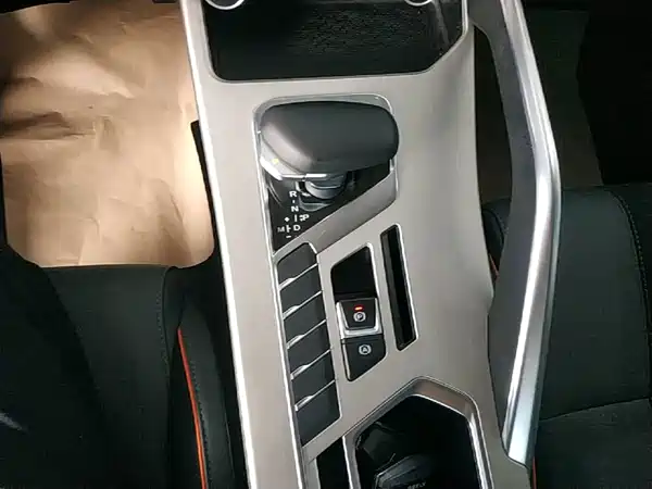 Geely Coolray 2024, фото 13