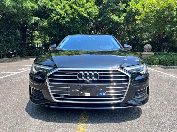 Audi A6L 2022, фото 2