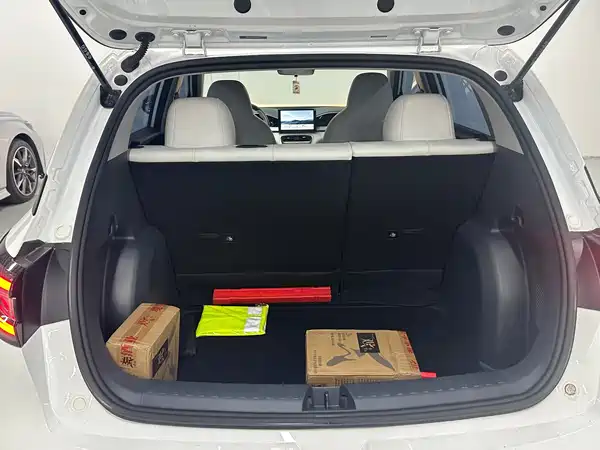 Geely EX2 2025, фото 15