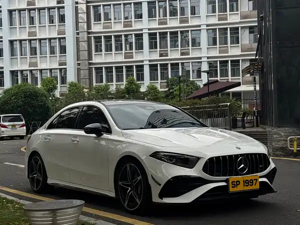 Mercedes-Benz A-Class AMG 2024, фото 3