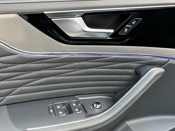 Hongqi HS5 2022, фото 18