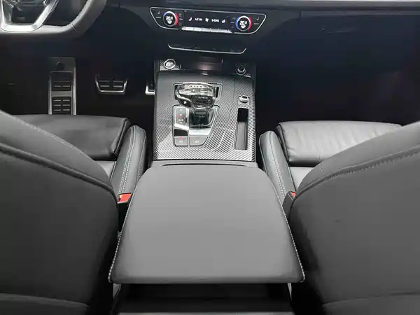 Audi Q5L 2023, фото 24