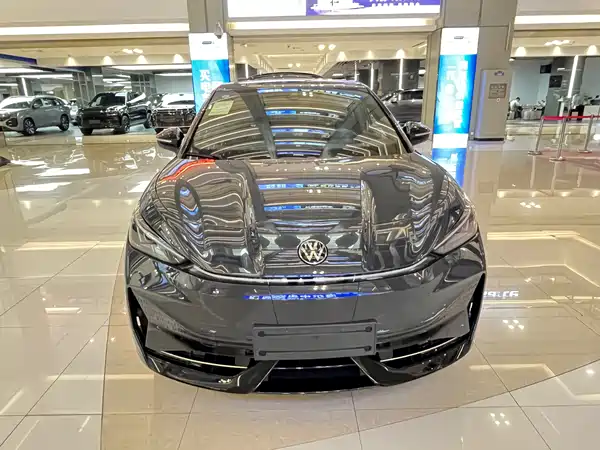 Volkswagen ID.UNYX 06 2025
