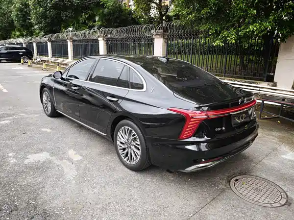 Hongqi H5 2023, фото 13