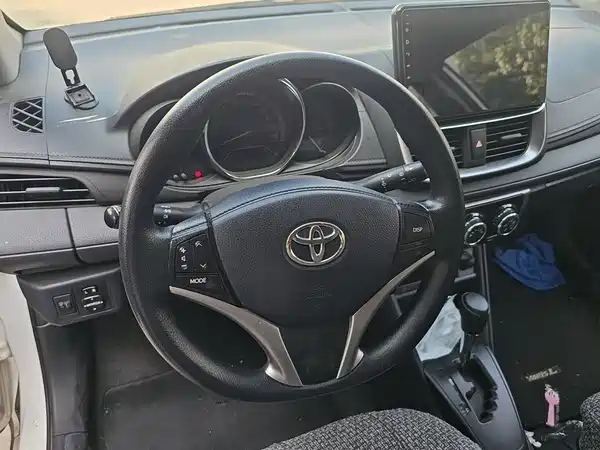 Toyota Yaris 2022, фото 14