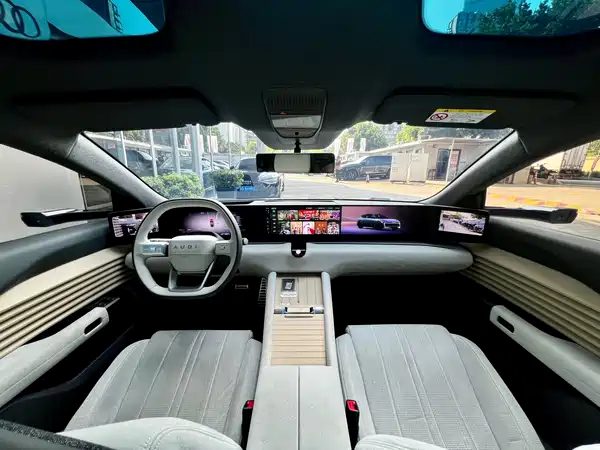 Audi E5 Sportback 2025, фото 13