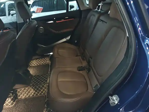 BMW X1 2022, фото 16