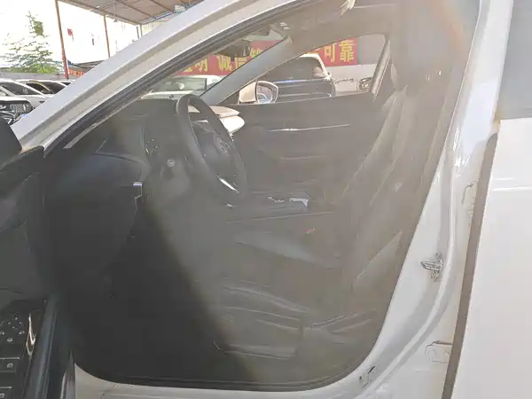Mazda 3 2022, фото 3
