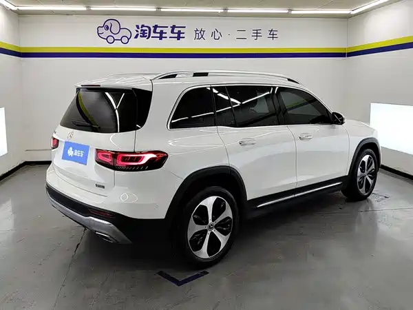 Mercedes-Benz GLB 2021, фото 3