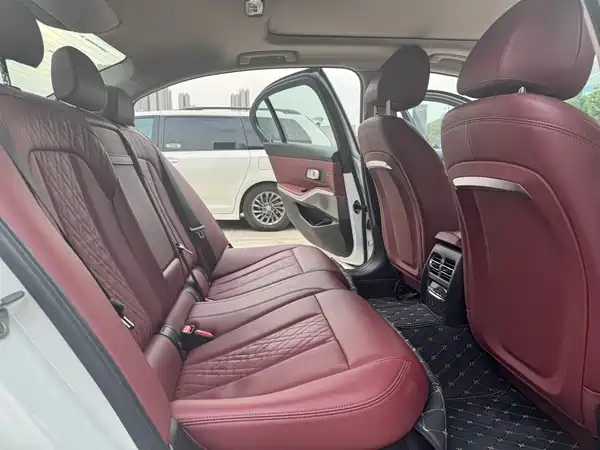 BMW i3 2024, фото 13
