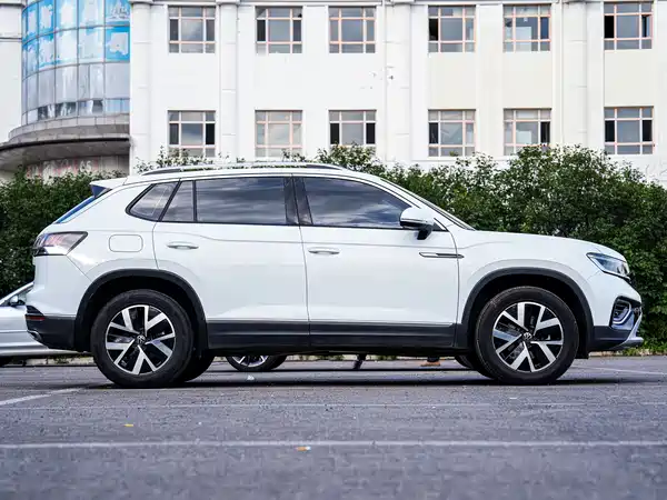 Volkswagen Tayron 2023, фото 5