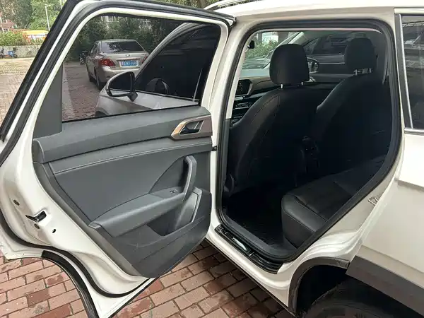 Volkswagen Tharu 2022, фото 12