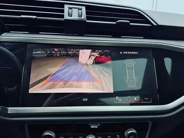 Audi Q3 2022, фото 14