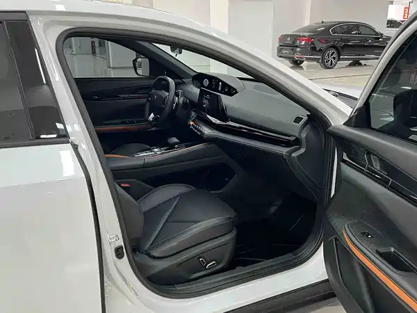 Changan UNI-V 2022, фото 10