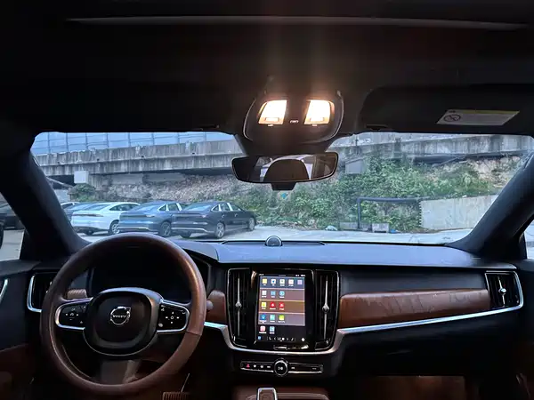 Volvo S90 2024, фото 6