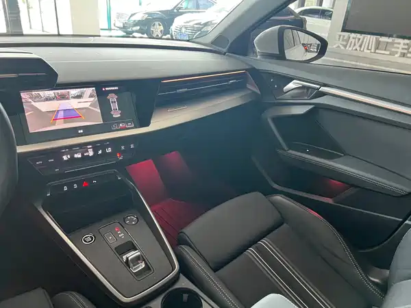 Audi A3 2023, фото 13