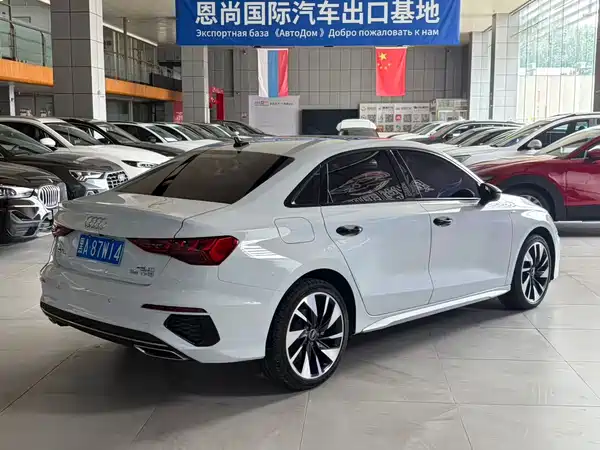 Audi A3 2023, фото 4