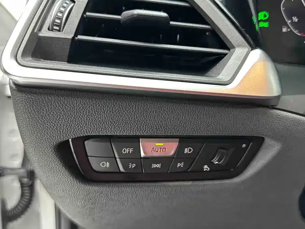 BMW 3 Series 2022, фото 14
