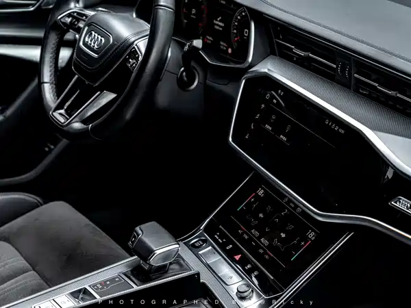Audi A6L 2024, фото 6