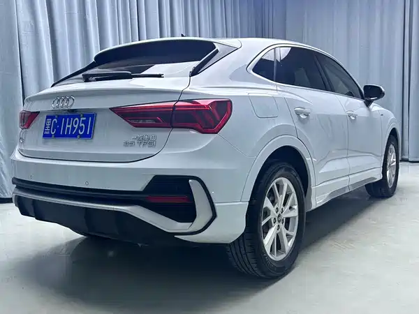 Audi Q3 Sportback 2022, фото 18