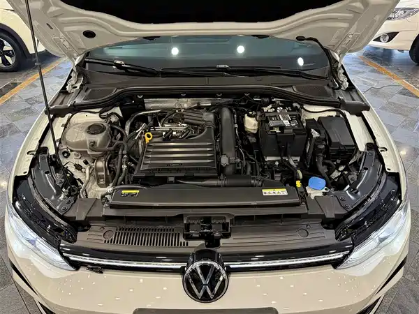 Volkswagen Golf 2023, фото 31