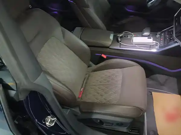 Audi A7L 2022, фото 24
