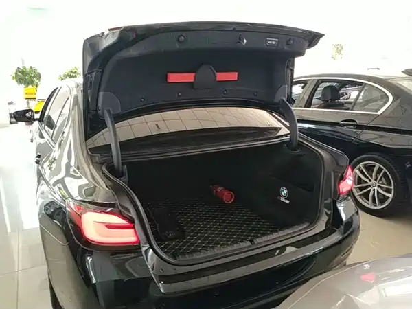 BMW 5 Series 2022, фото 18