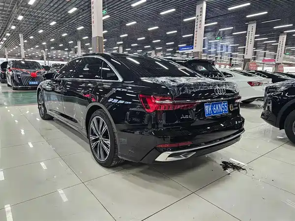 Audi A6L 2025, фото 3