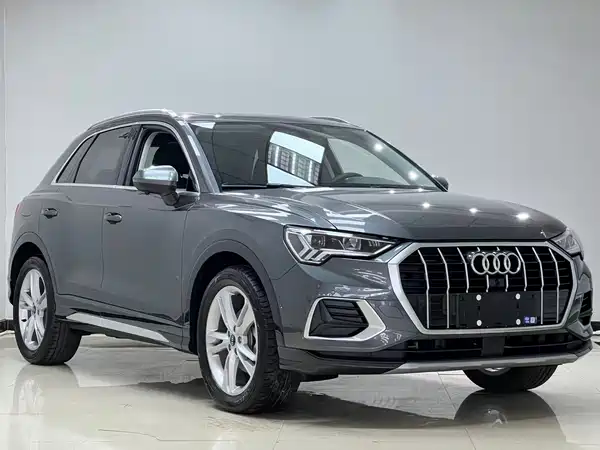 Audi Q3 2023, фото 3
