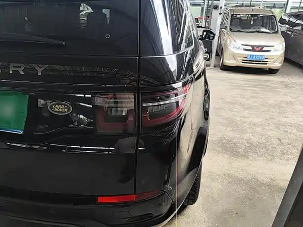 Land Rover Discovery Sport 2022, фото 7