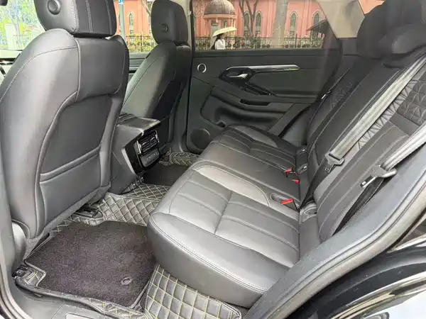 Land Rover Range Rover Evoque 2023, фото 11
