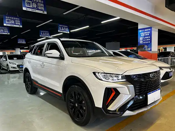 Geely Boyue 2022, фото 3