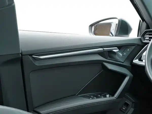 Audi A3 2023, фото 18